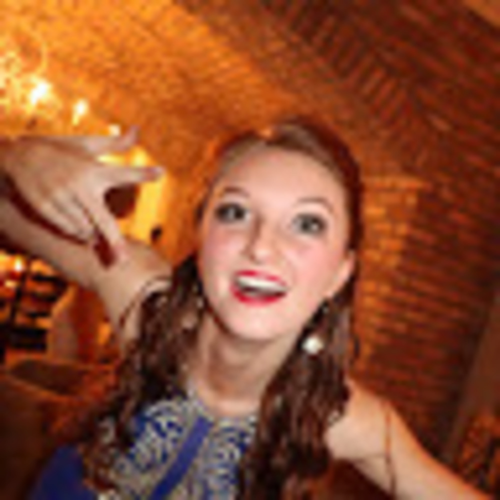 Meet your Posher, Madalyn